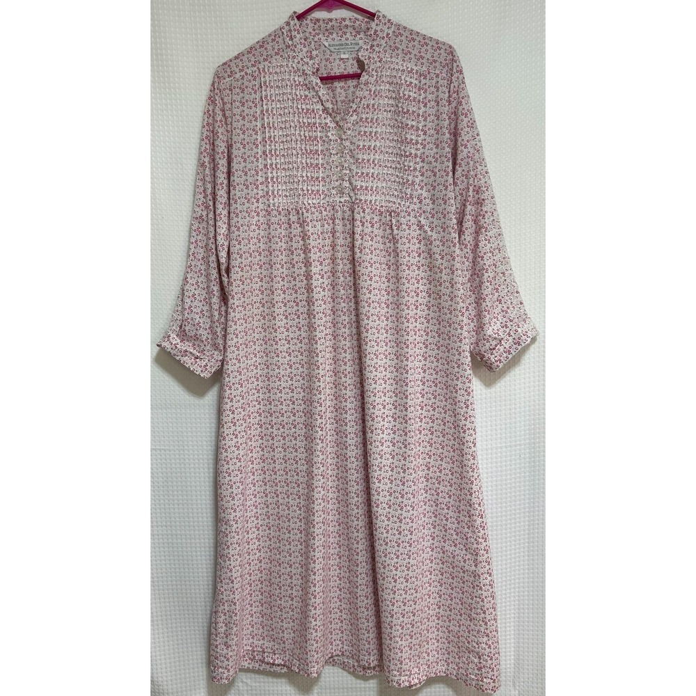 Alexander Del Rossa Nightgown size S Pink Floral Prairie Cottage Embroidered i.